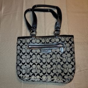 Coach Logo Shoulder Bag